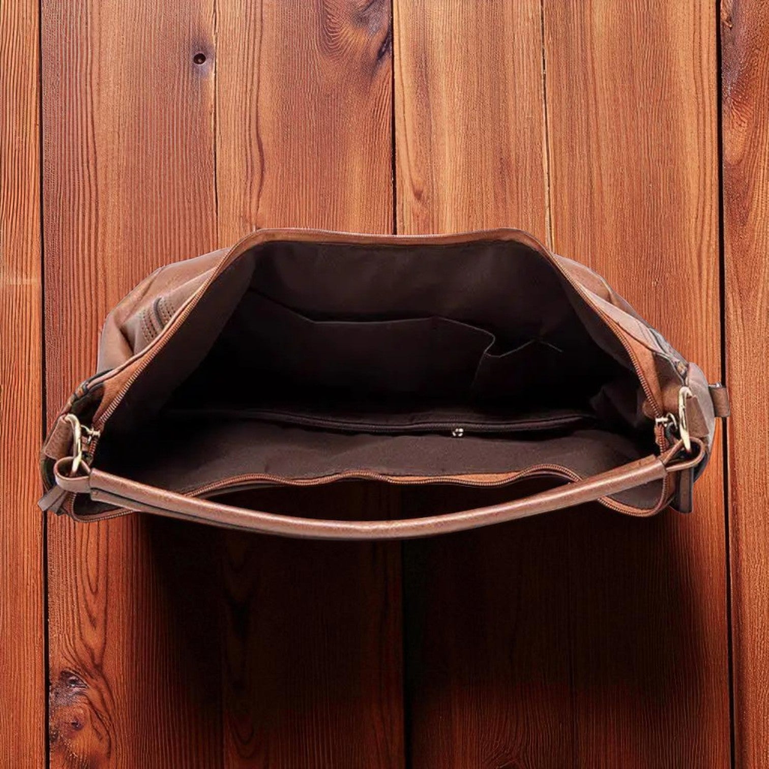 Minerva's Shoulder Bag