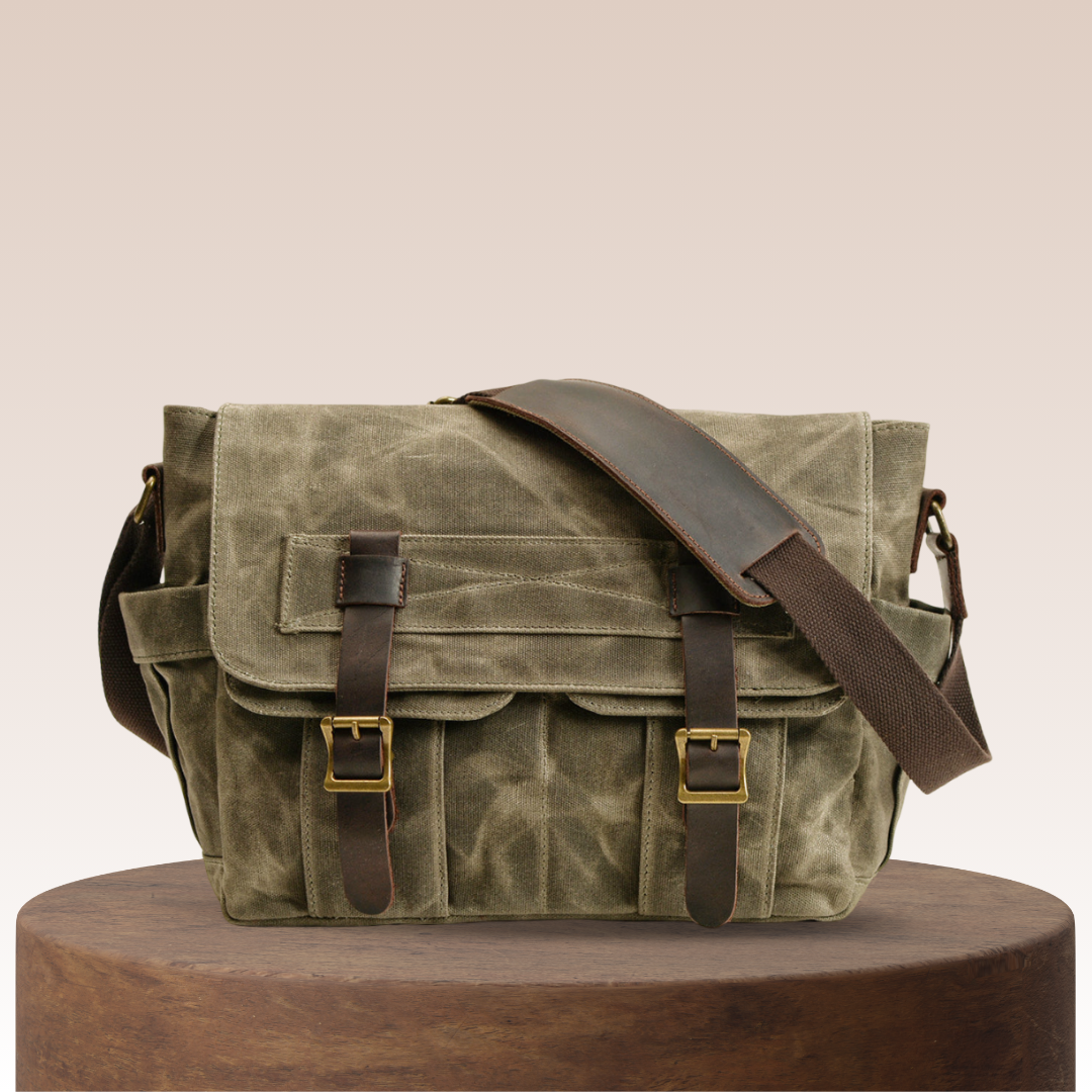 Lester Retro Shoulder Bag