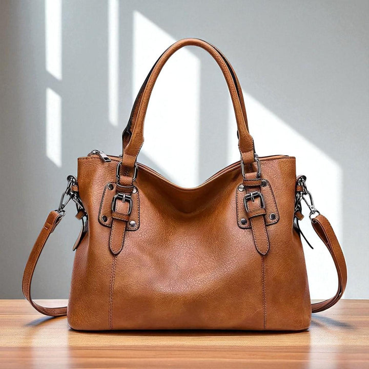 The elegant charm of Siena | Luxury shoulder bag
