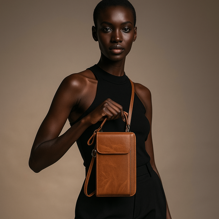 Hila's small and elegant bag