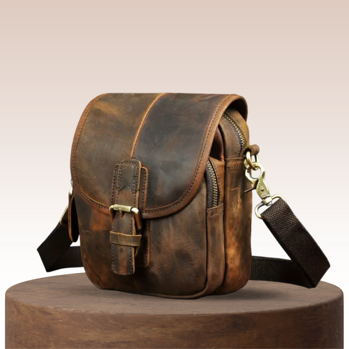 Nolan | Compact Leather Crossbody Pouch