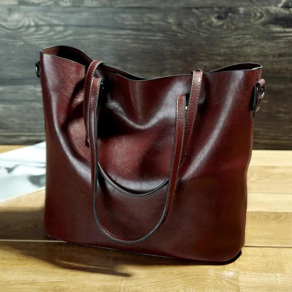 Zanele’s vintage shoulder bag