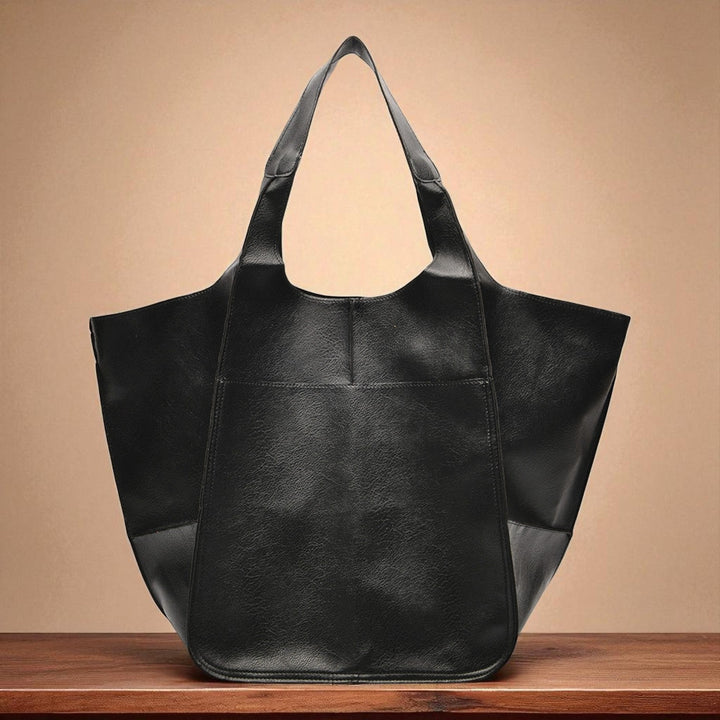 Classic and stylish vintage bag | Dana's Timeless Allure