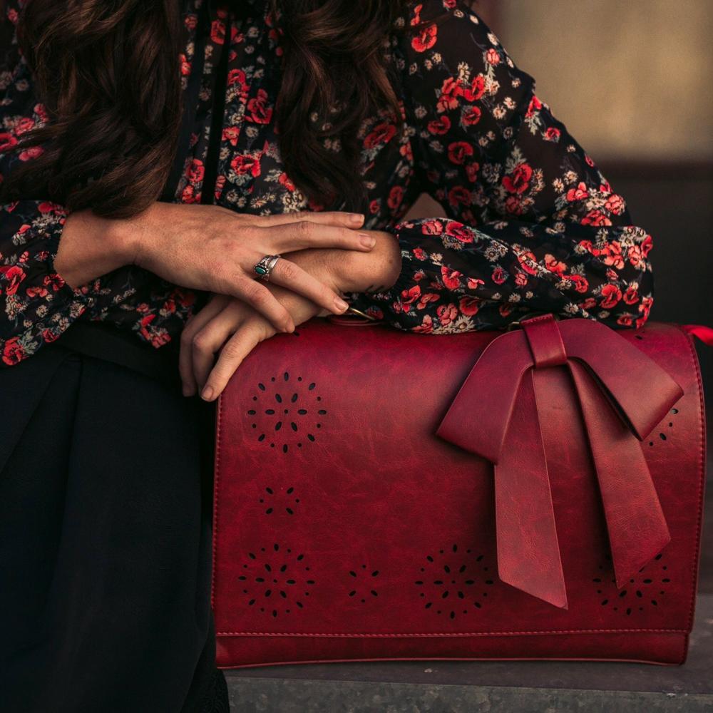 Bag with a stylish Zanele decoration