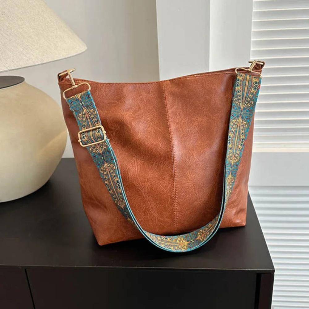 Tamar's Vintage Shoulder Bag