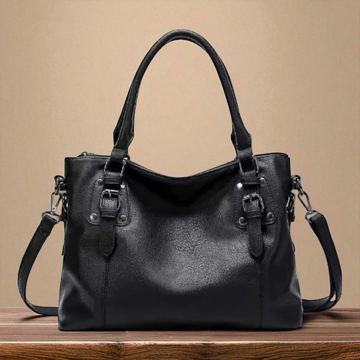 The elegant charm of Siena | Luxury shoulder bag